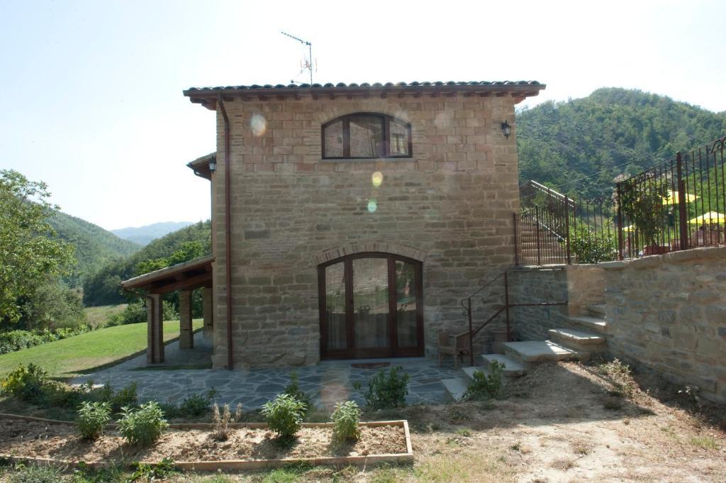Agriturismo Ca' Montioni Guest House Mercatello sul Metauro Екстериор снимка