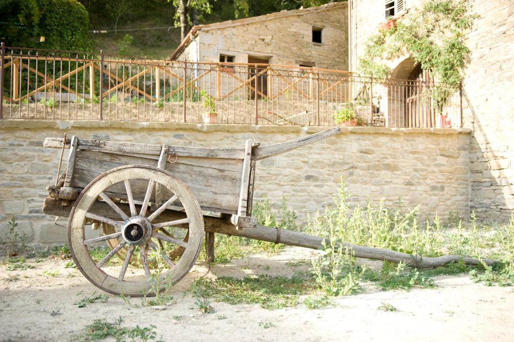 Agriturismo Ca' Montioni Guest House Mercatello sul Metauro Екстериор снимка