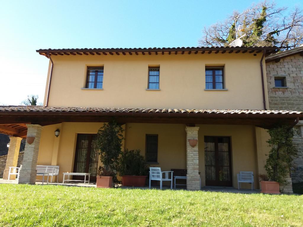 Agriturismo Ca' Montioni Guest House Mercatello sul Metauro Екстериор снимка